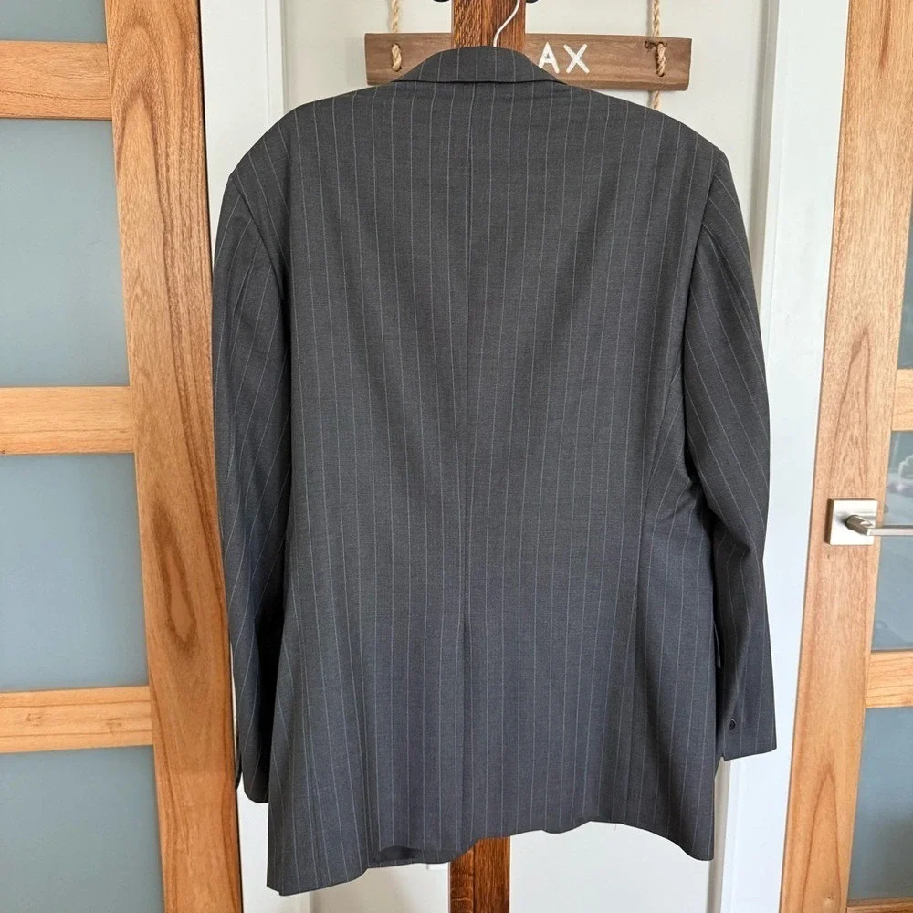 Brooks Brothers 100% Wool Elegant Charcoal Pinstripe Blazer Men's 40 Regular EUC